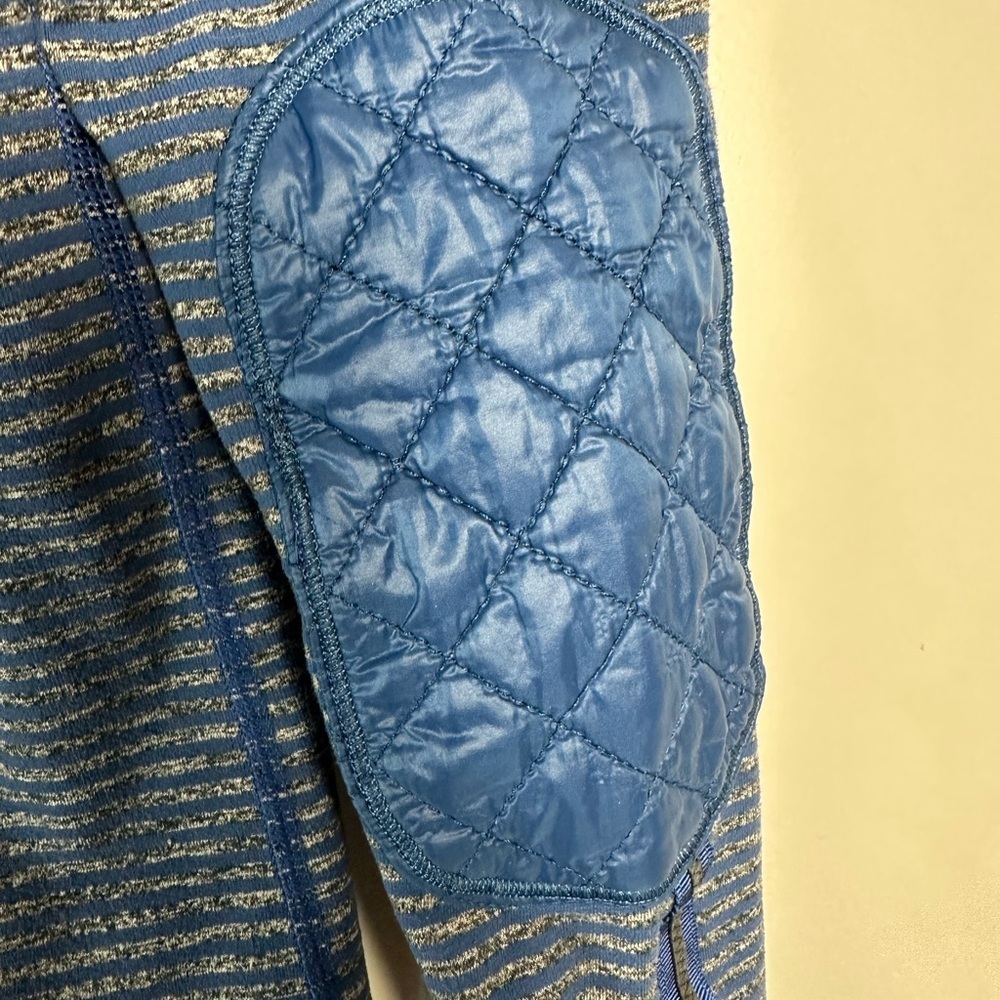 Lululemon Long Sleeve Striped Athletic Top • Size 10 • Quilted Shoulders&Elbows - Picture 11 of 12